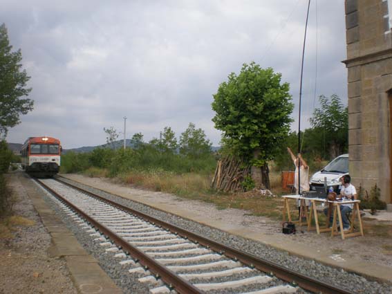 Si nos descuidamos el tren se nos lleva el chiringuito